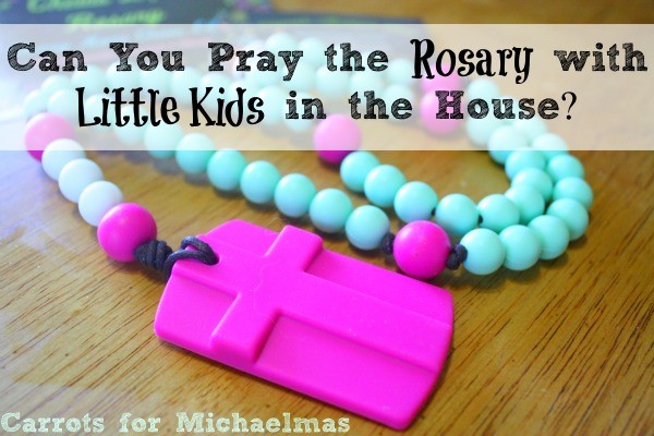 How to introduce the Rosary to your kids (and make it through a Rosary yourself, too!) 